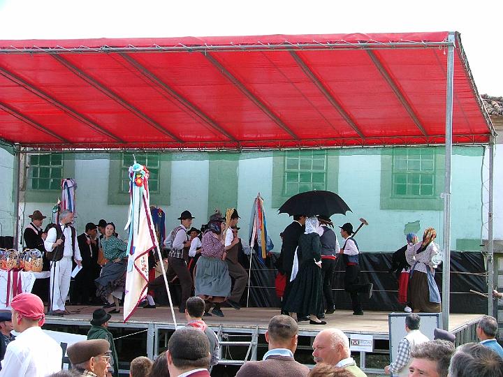 Segundo-Festiva- de-Folclore em SANTA VALHA 2003.JPG